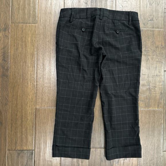 Guess Jeans Cropped Pants - Picture 3 of 9